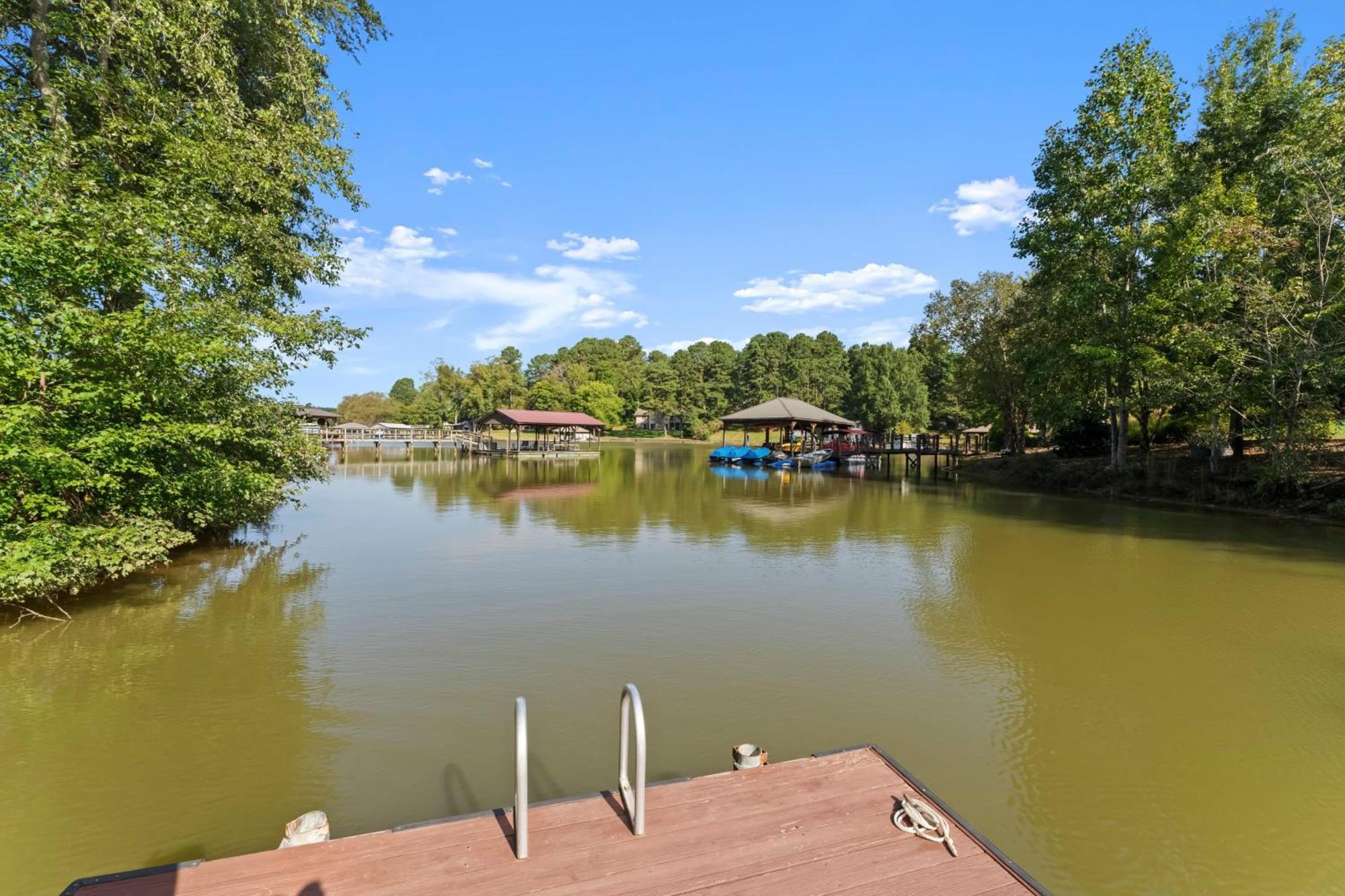 Lakeside Landing By Avantstay Private Dock Mooresville Buitenkant foto